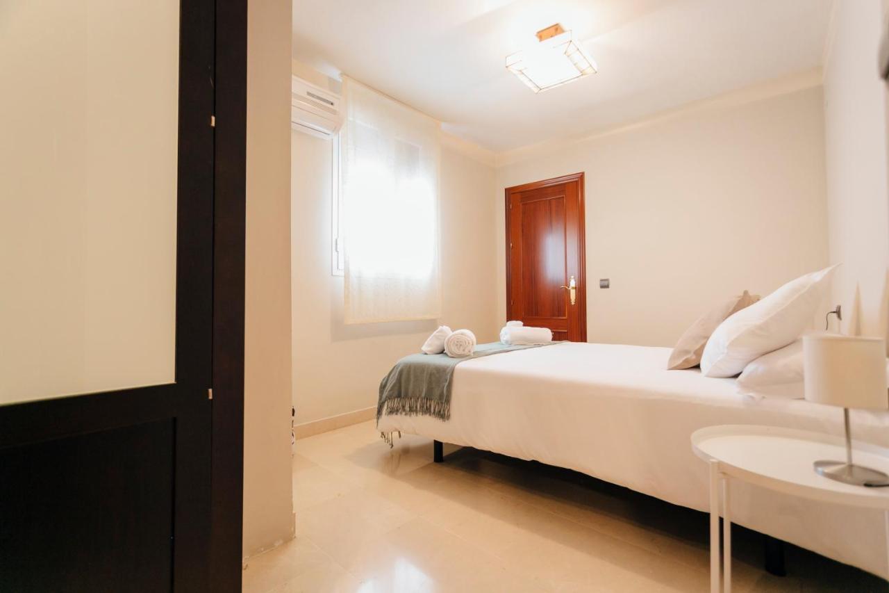 Exclusivo Alojamiento En El Centro Sevilla Bagian luar foto