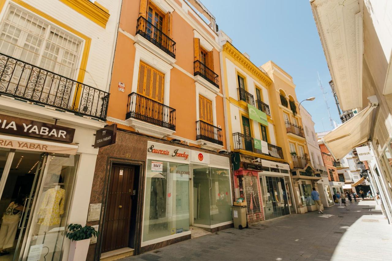 Exclusivo Alojamiento En El Centro Sevilla Bagian luar foto